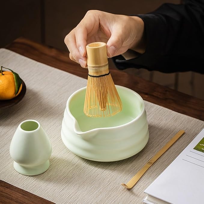 Handcrafted Japanese Matcha Bowl with Spout - Earthenware Chawan for Tea Lovers, 13x13x5cm, White