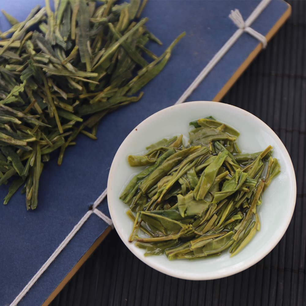 FullChea - Longjing Tea - Dragonwell Tea - Chinese Green Tea Loose Leaf - Toasty Bean Aromatic - Lung Ching Dragon Well (8.8oz / 250g)