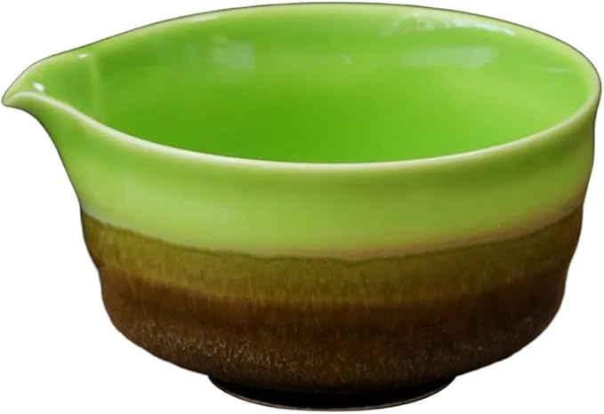 Matcha Bowl 500 ml for Traditional Japanese Chawan, with Pouring Spout, Shiny Glaze, Handmade Ceramic Tea Ceremony Bowl for Matcha Latte