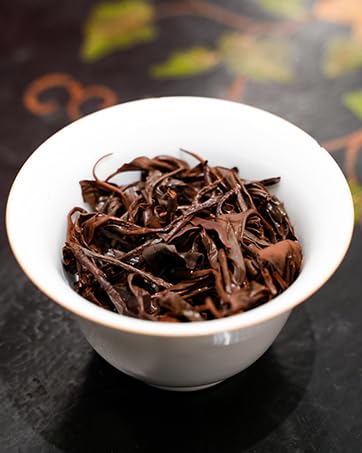 LIUXIA CHA Yunnan Black Tea (Dian Hong), Ancient Tree Chinese Loose Leaf Tea, Spring Harvest, Honey and Malt Aroma, Low Caffeine, 12 Individually Sealed 8g Pouches, 3.4 oz