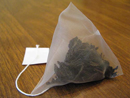 Wu Yi Oolong Tea in Pyramid Sachets (2 Tins)