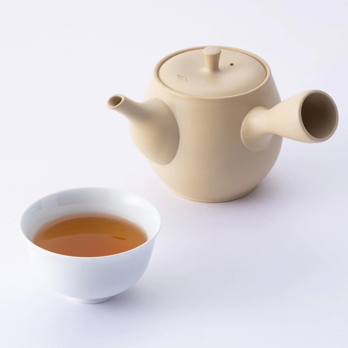 IPPODO TEA CO. Ippodo Tea - Hojicha (100g) - Light & Sweet Roasted Bancha - For Enjoying Anytime - Kyoto Since 1717