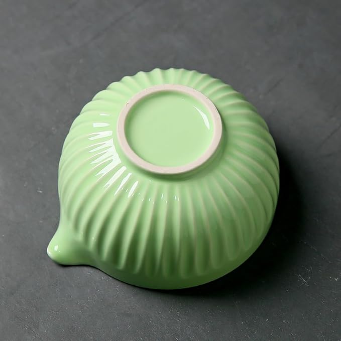 zhtywhgiTraditional ceramic spouted matcha bowl, green matcha set, 21.98 oz, perfect for matcha lovers