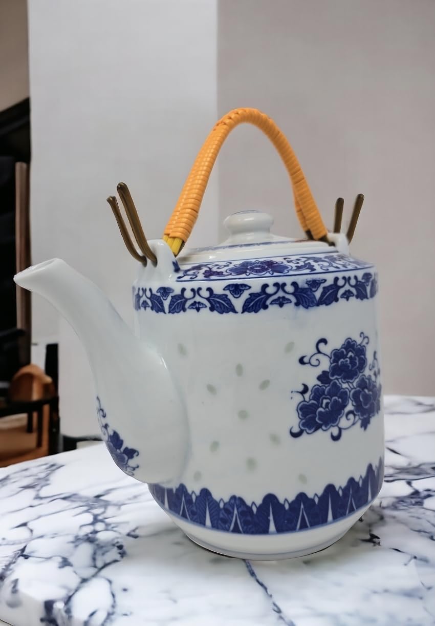 64 oz Blue and White Porcelain Teapot, 6-Cup Tea Pot