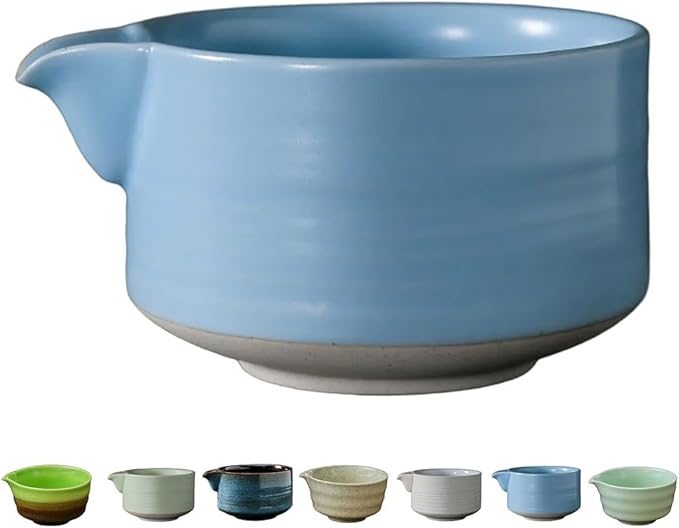 Matcha Bowl 500 ml for Traditional Japanese Chawan, with Pouring Spout, Shiny Glaze, Handmade Ceramic Tea Ceremony Bowl for Matcha Latte