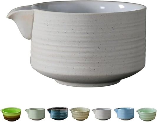 Matcha Bowl 500 ml for Traditional Japanese Chawan, with Pouring Spout, Shiny Glaze, Handmade Tea Ceremony Bowl for Matcha Latte