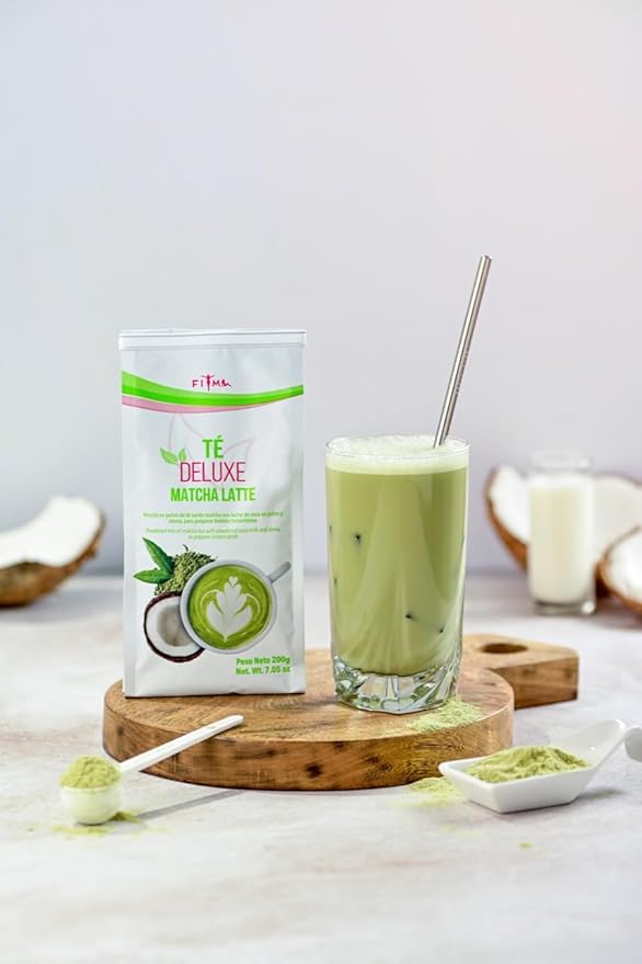 Té Deluxe Matcha Latte - Ceremonial Grade Matcha Tea with Coconut Cream, Oat Powder, and Collagen for a Delicious Detox and Digestive Support. Stevia-Sweetened. 20 Servings