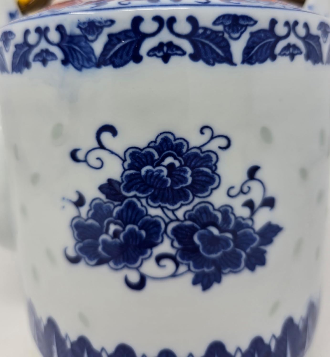 64 oz Blue and White Porcelain Teapot, 6-Cup Tea Pot