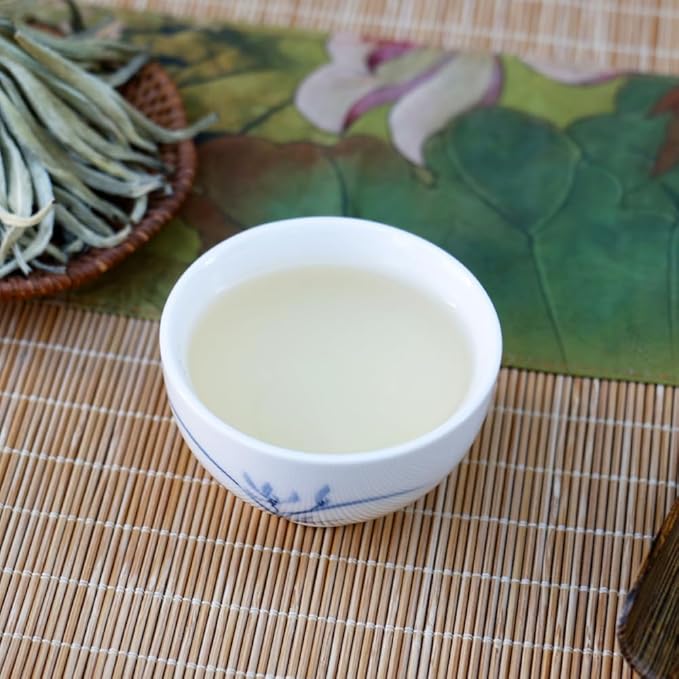 SANRAN Silver Needle White Tea Loose Leaf, Chinese Premium Yunnan Bai Hao Yin Zhen, Low Caffeine, 5.29oz
