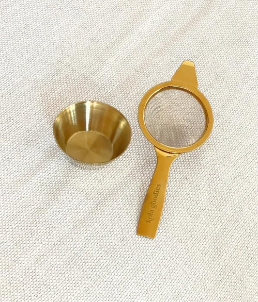 Kola Goodies Gold Tea Strainer – Elegant Stainless Steel Tea Infuser with Drip Tray – Compact Loose Leaf Tea Filter – Holiday Gift for Tea Lovers