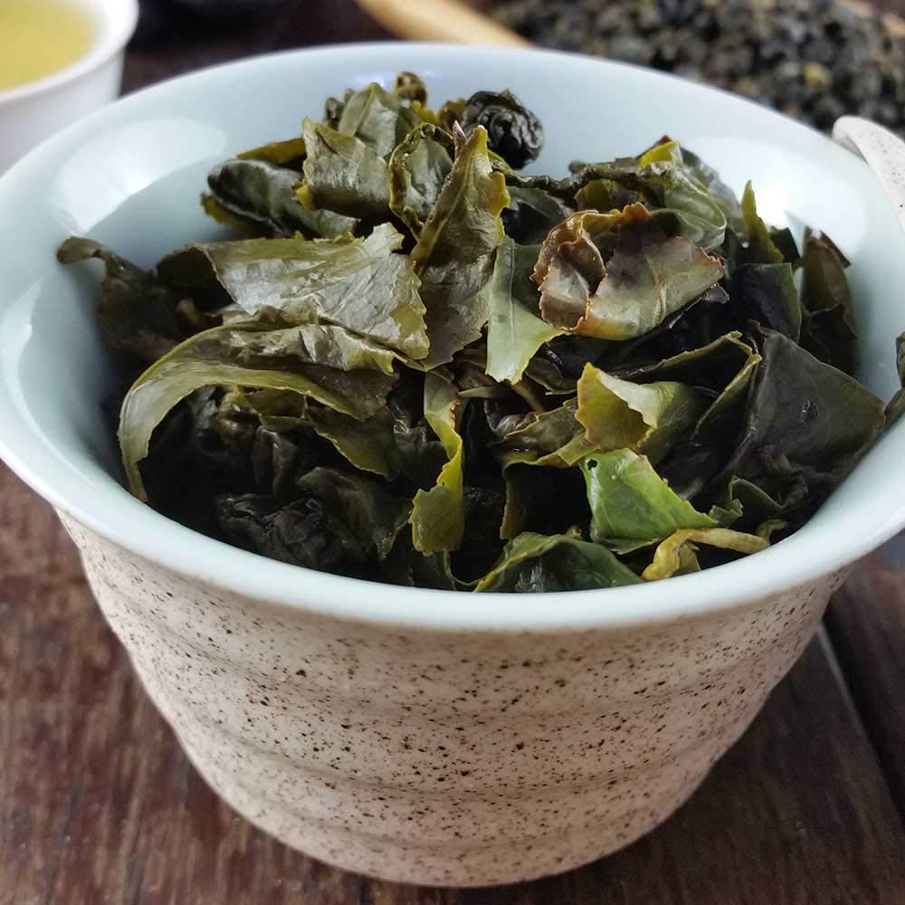 FullChea - Natural Alishan Oolong Tea Loose Leaf, 8.8oz / 250g | Formosa oolong tea, Taiwan Alishan high mountain oolong tea with fresh, floral aroma and smooth taste. Non-GMO