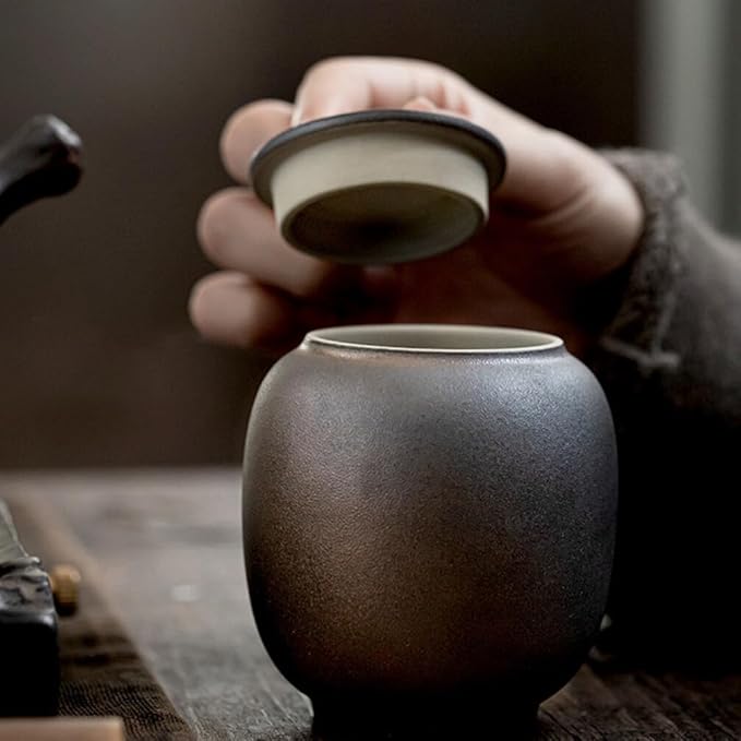 STOBAZA 1pc Vintage Spice Jar Chinese Retro Kitchen Ceramic Tea Canister for Loose Tea, Ceramic Food Storage Containers With Lids for Coffee Beans, Herb, Candy, Spices, Nuts