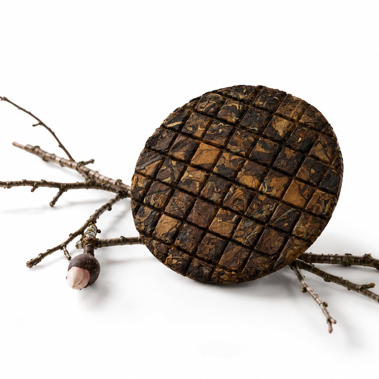 YULONGSHENG Nannuo Mountain Ancient Tree White Tea Cake 200g (7oz) – Hand-Pressed Yunnan White Tea Easy to Break Floral Aroma &amp; Sweet Honey Taste No Bitterness