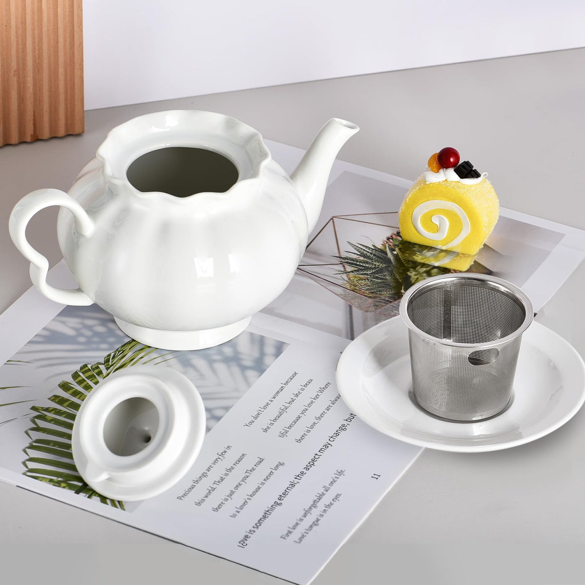 Ursword Tea Pot with Infuser for Loose Leaf Tea, 33oz, Ceramic Teapot with Tea Strainer, Large Teapots for Tea Party, New