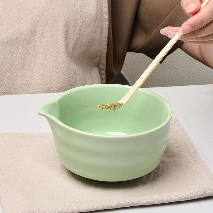 Authentic Japanese Matcha Ceremony Set - 17oz Traditional Chawan Bowl with Bamboo Whisk (Chasen), Scoop & Stand - Complete Starter Kit for Beginners
