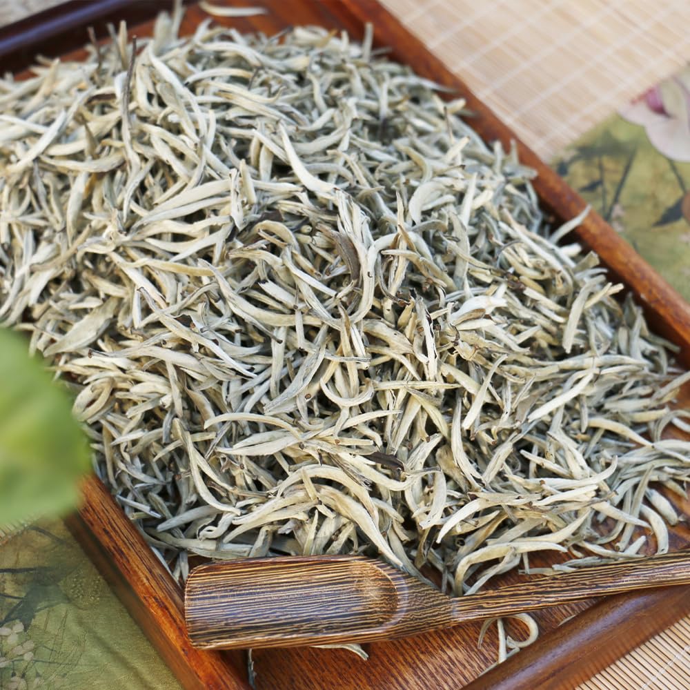 SANRAN Silver Needle White Tea Loose Leaf, Chinese Premium Yunnan Bai Hao Yin Zhen, Low Caffeine, 5.29oz