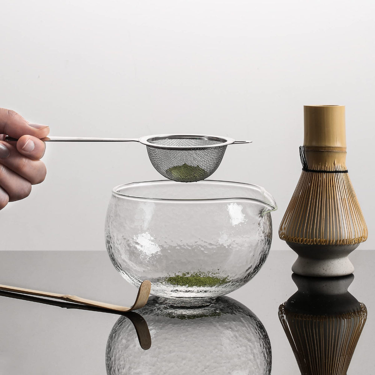ZENRC Textured Glass Matcha Bowl With Pouring Spout - Handmade Japanese Style Matcha Green Tea Ceremony Chawan 400ml 13.5 oz