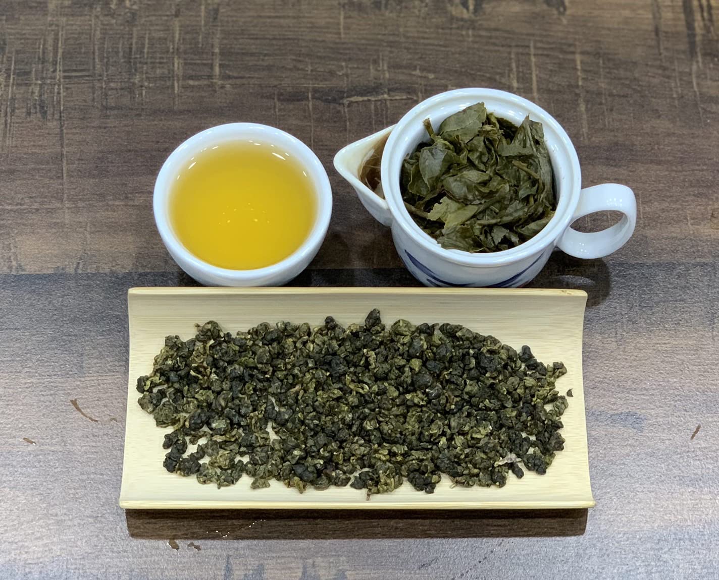 Xin Qing Dong Ding Oolong Tea Dongding Tea Taiwan High Mountain Oolong Tea Taiwan Gaoshan Ulong Tea 150g/5.3oz