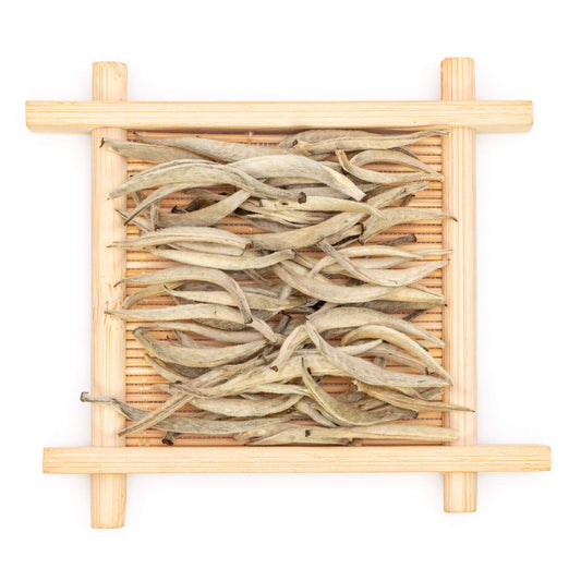 Oriarm Imperial Yunnan Silver Needle White Tea Loose Leaf - Bai Hao Yinzhen Chinese Silver Tips Tea- Caffeine Level Low - 1000g (35.3-ounce) (4 x 250g Bags)