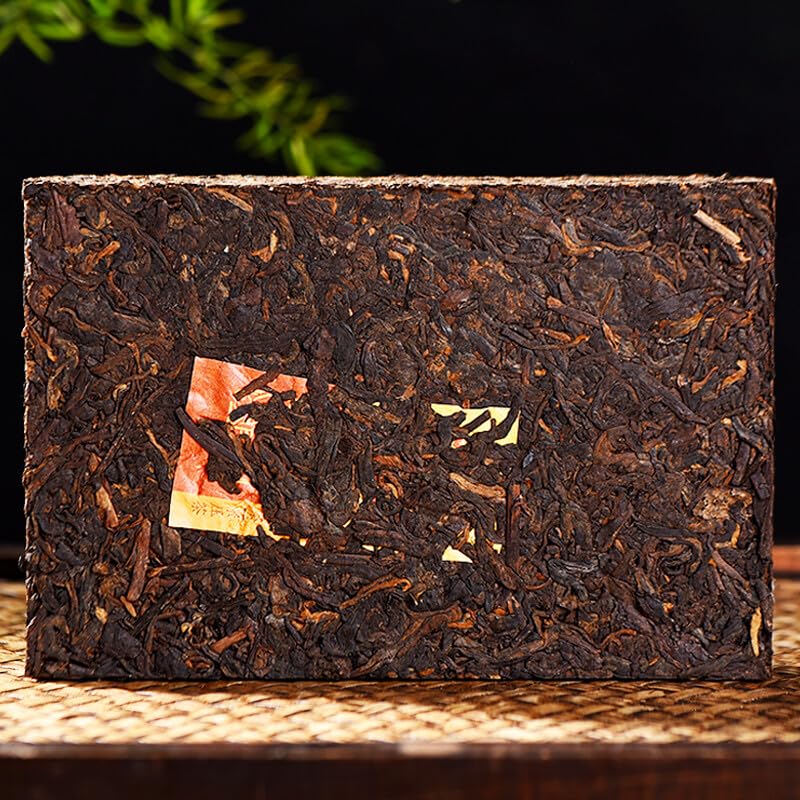 TURNWIST 7581 Pu 'er Cooked Tea Brick, 8.8 Ounces Aged Fermented Pu 'er Tea Cake Black Tea