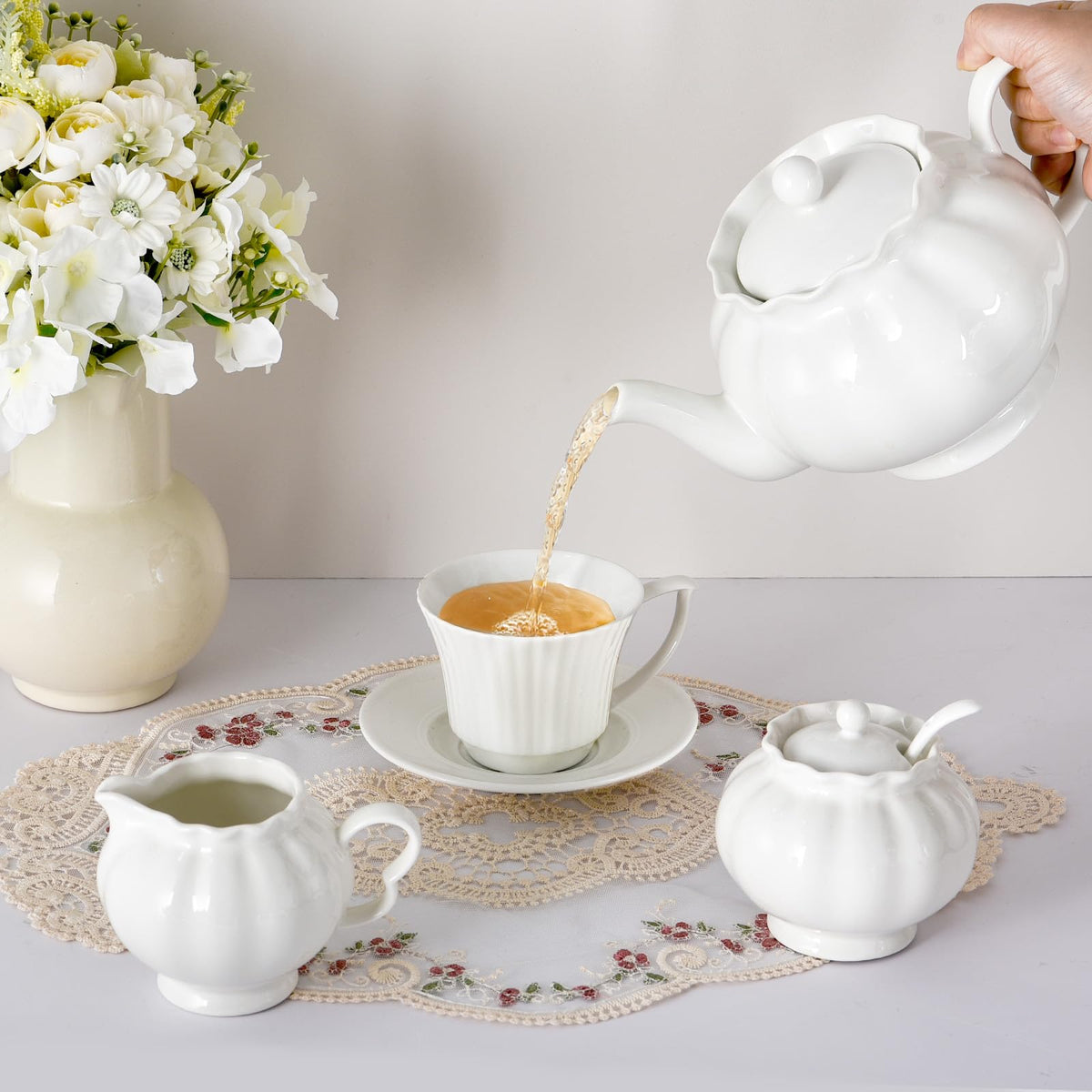 Ursword Tea Pot with Infuser for Loose Leaf Tea, 33oz, Ceramic Teapot with Tea Strainer, Large Teapots for Tea Party, New