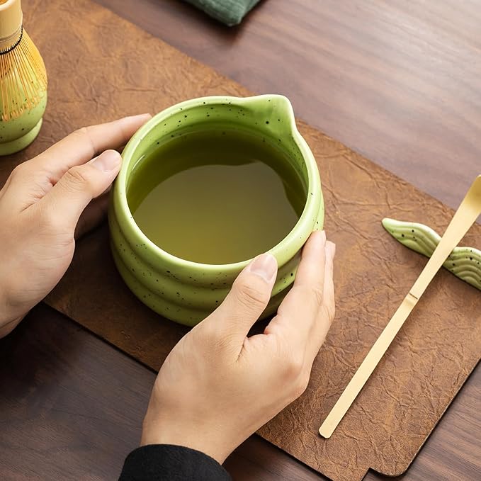 7Pcs Japanese Matcha Tea Set, Matcha Kit with Matcha Bowl (with Pouring Spout), Matcha Whisk, Whisk Holder, Strainer