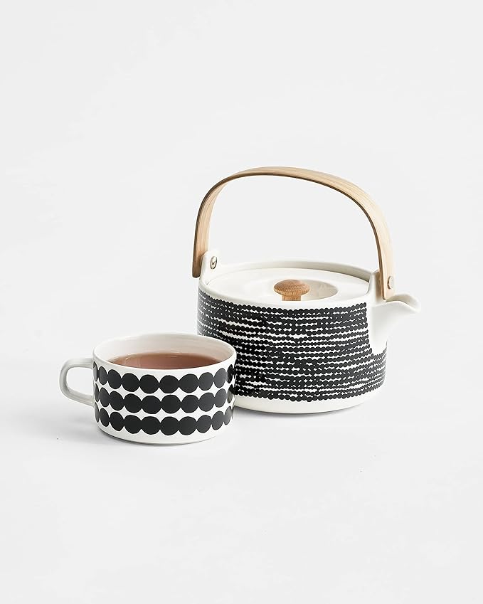 Marimekko Oiva Räsymatto Stoneware Teapot — Refine Your Kitchen Décor with Our Iconic Black & White Stoneware — Stylish Ceramic Teapot with Tea