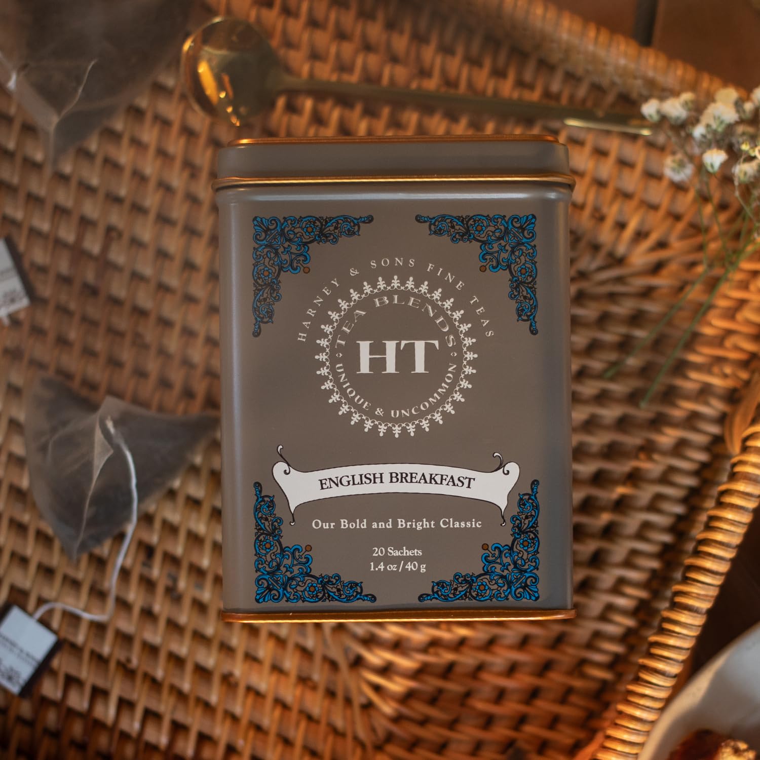Harney & Sons English Breakfast Tea, Caffeinated, 20ct sachet tin, HT Tea Blends