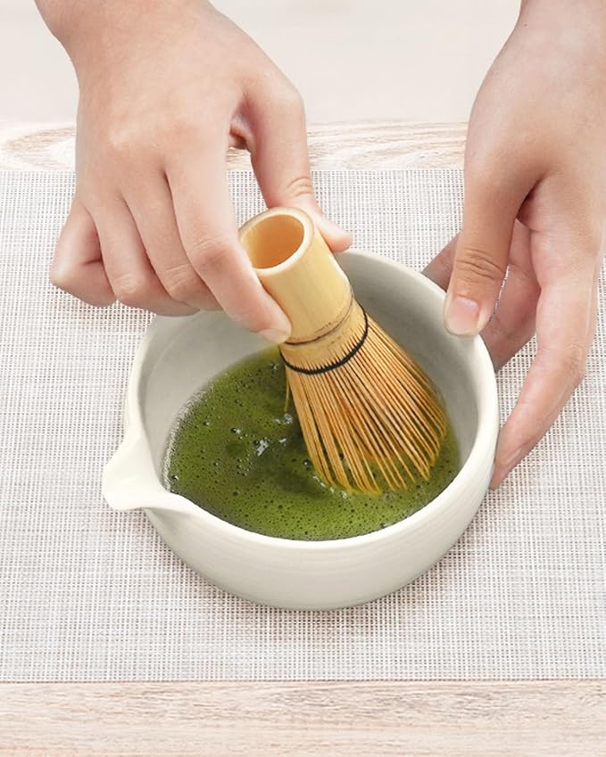 Matcha Bowl with Spout, Ceramic Matcha Tea Bowl (Chawan), Traditional Matcha Mixing Bowl for Whisking Matcha, Ivory White (18 Ounce)