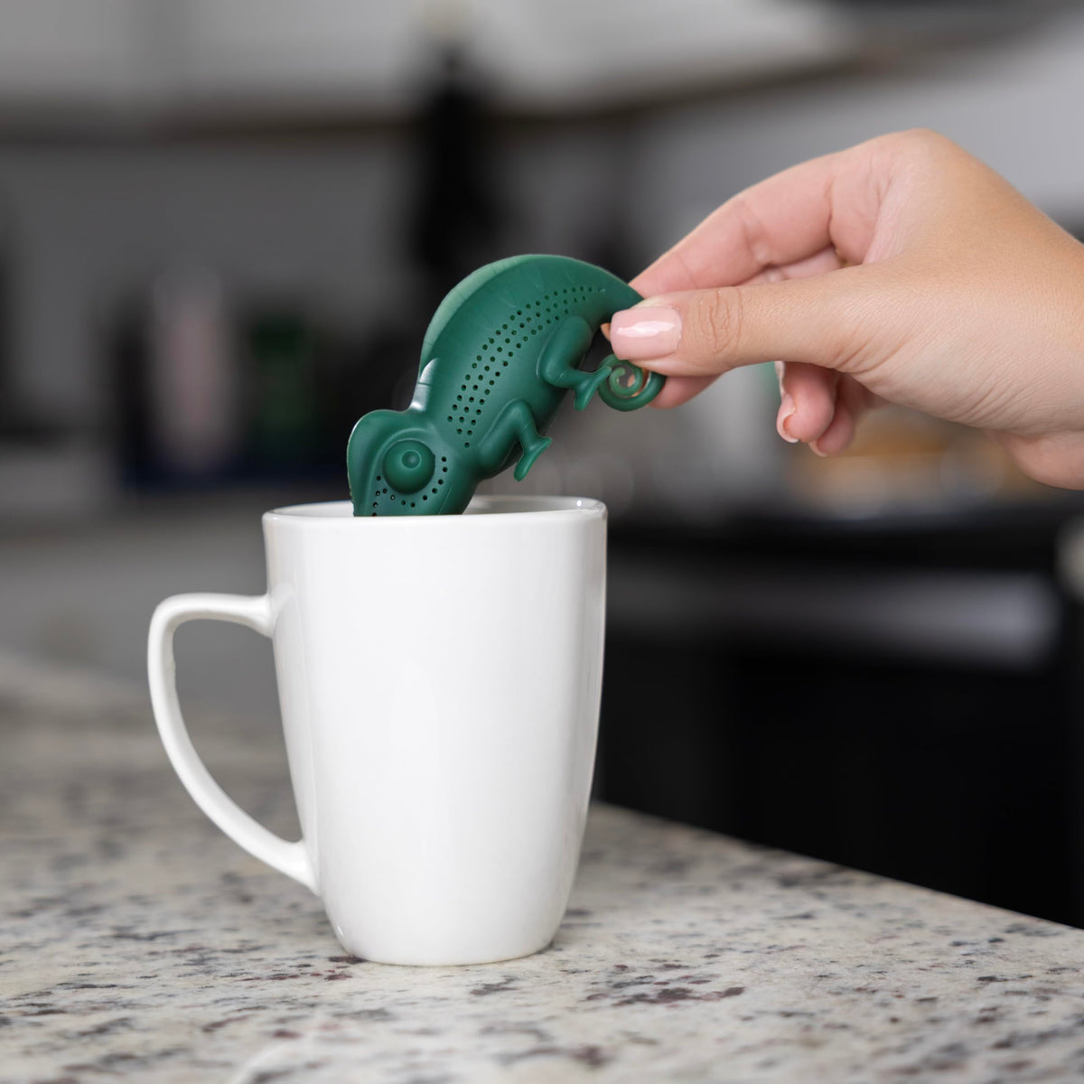 Pund'it Chamomileon Tea Infuser, Cute Color Changing Loose Leaf Tea Steeper