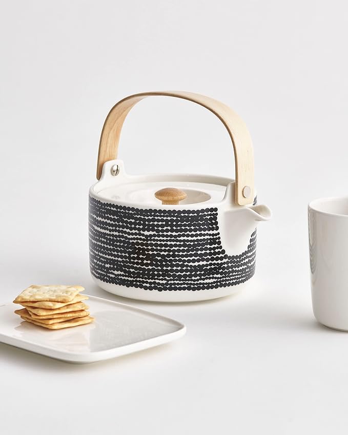 Marimekko Oiva Räsymatto Stoneware Teapot — Refine Your Kitchen Décor with Our Iconic Black & White Stoneware — Stylish Ceramic Teapot with Tea