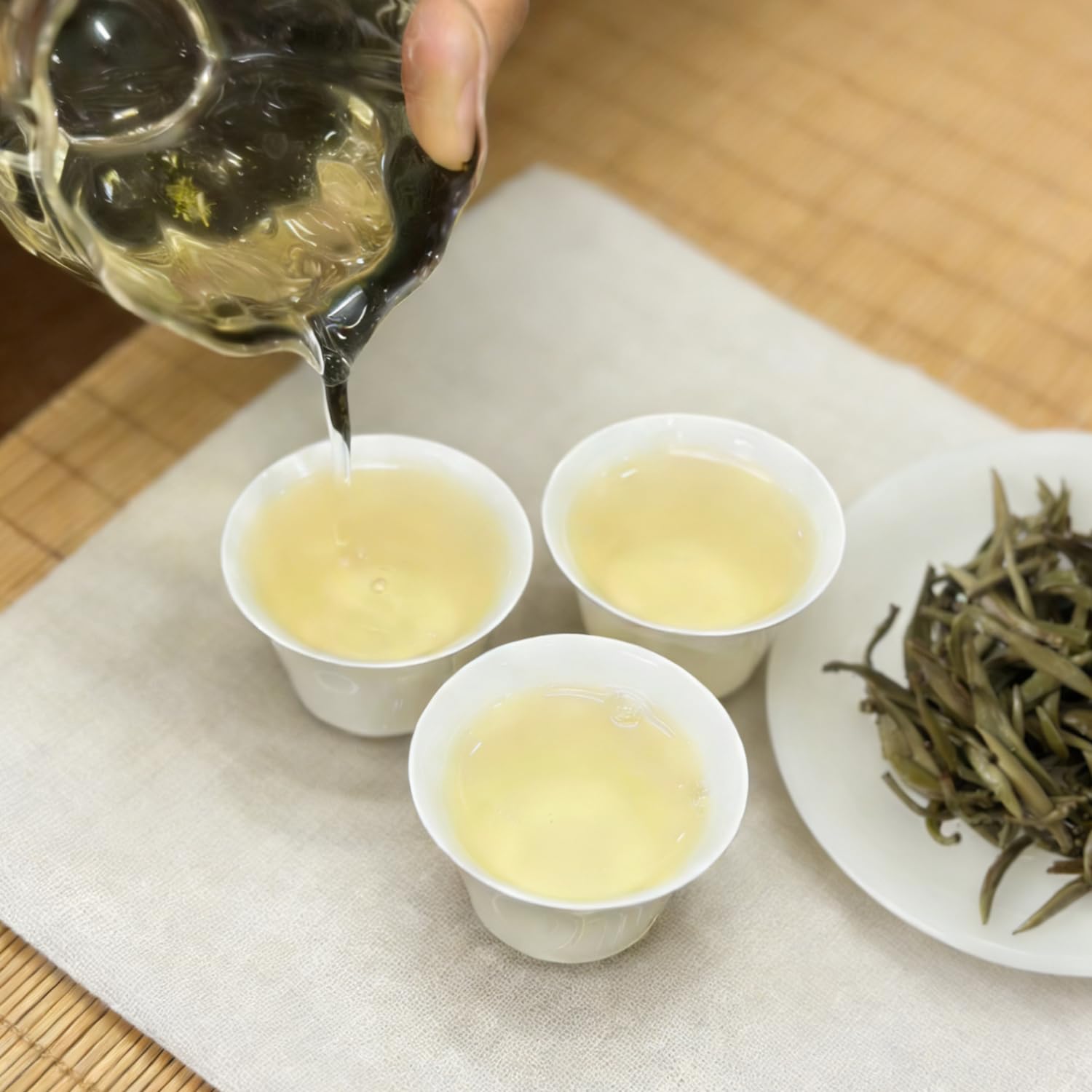 EZYBLOOM Silver Needle White Tea, Fuding Baihao Yinzhen Tea, Pesticide-Free, Early Spring Harvest, Loose Leaf, 8oz/225g