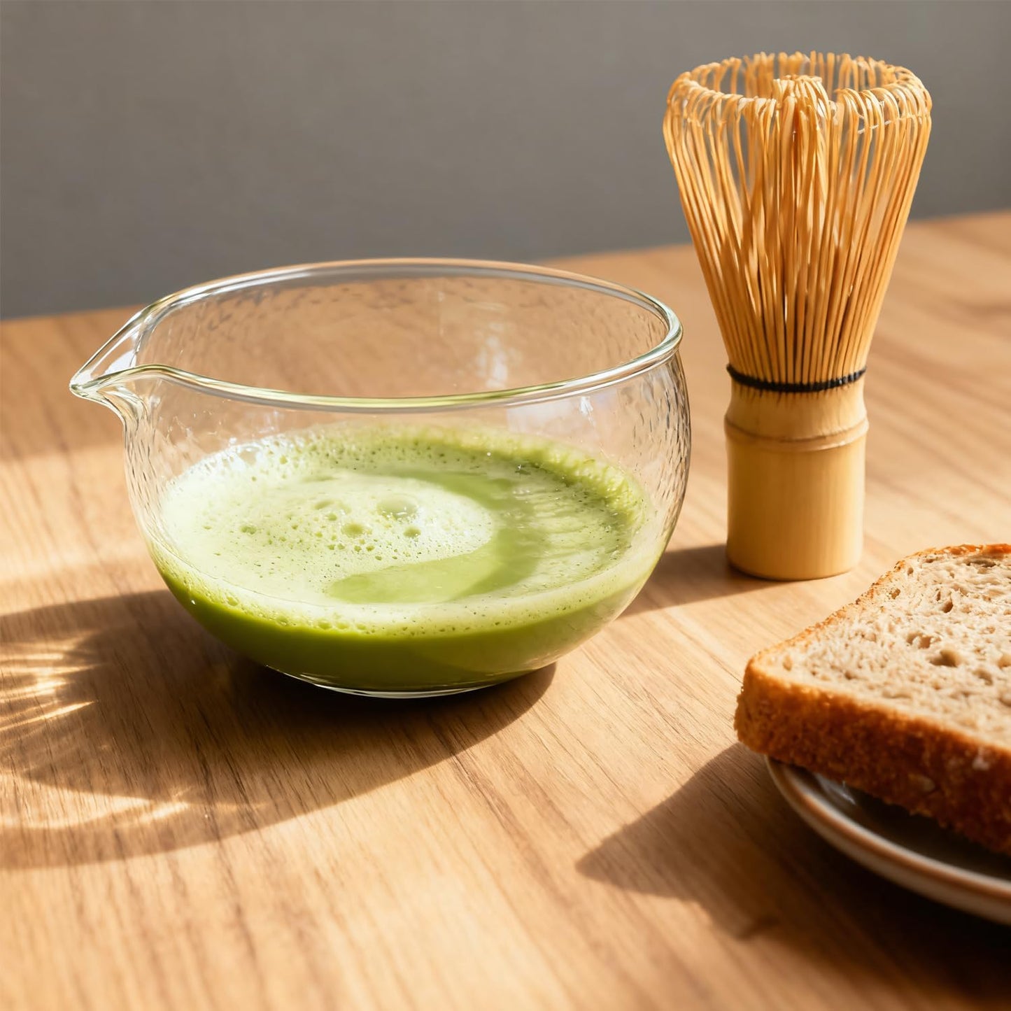 Textured Glass Matcha Bowl With Spout,1 Pack Handmade Clear Glass Chawan Matcha Green Tea Whisk Bowls,Japanese Style Cute Salad Mixing Bowl Cup 400ml 13.5 oz