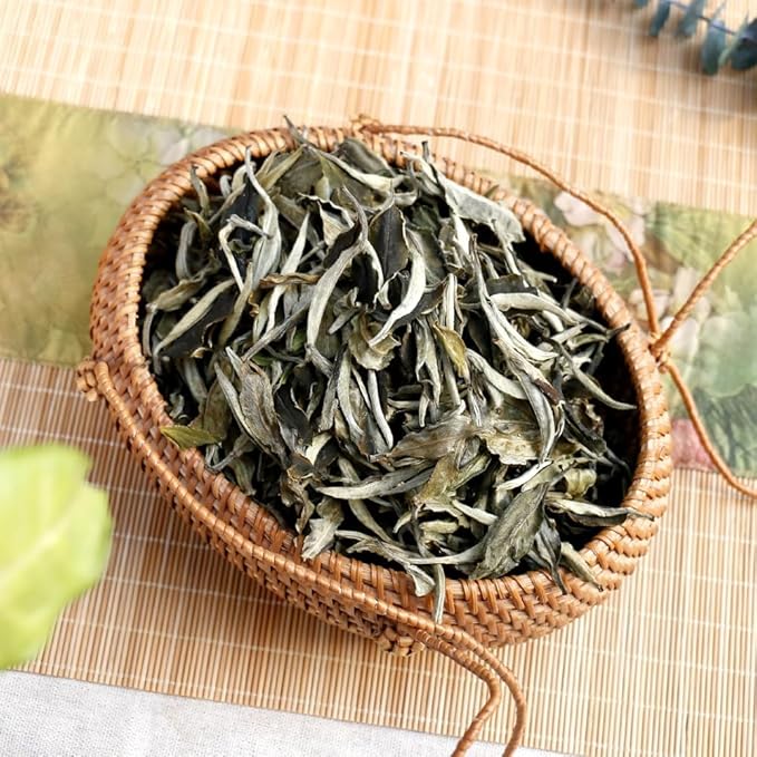 SANRAN White Peony Tea Loose Leaf, Bai Mu Tan Yunnan Bai Cha, 2.82 Ounce