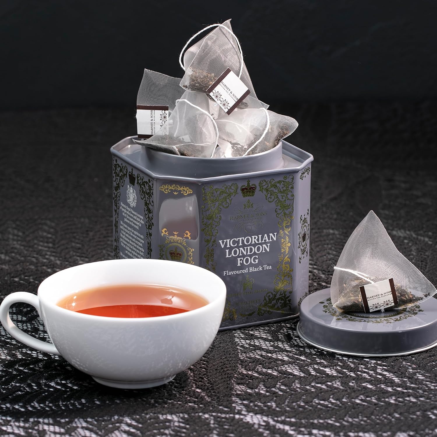 Harney & Sons Victorian London Fog Tea, 30 Sachets in Tin | Black and oolong teas with bergamot, vanilla, citrus and lav