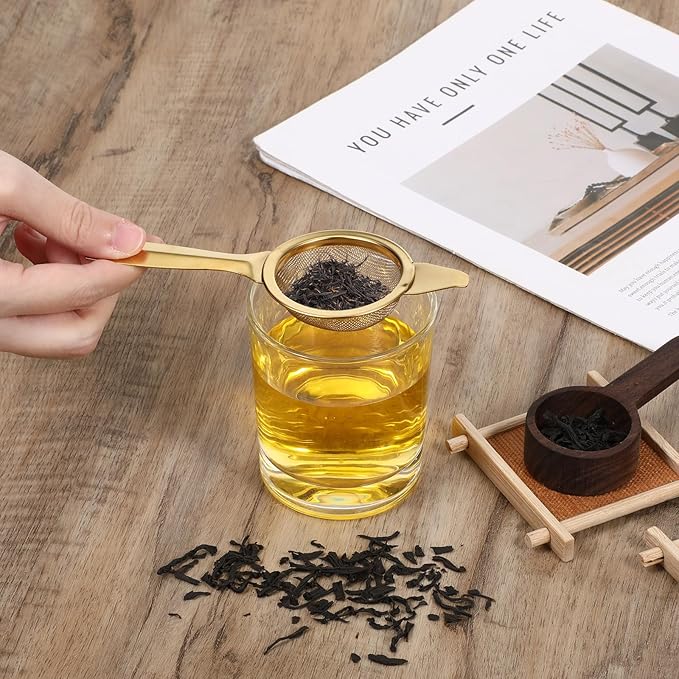 1 Pc 2.2" Gold Matcha Strainer, Matcha Sifter Stainless Steel Gold Strainer, Small Strainers Fine Mesh With Handle Base for Loose Tea Coffee Cocktail