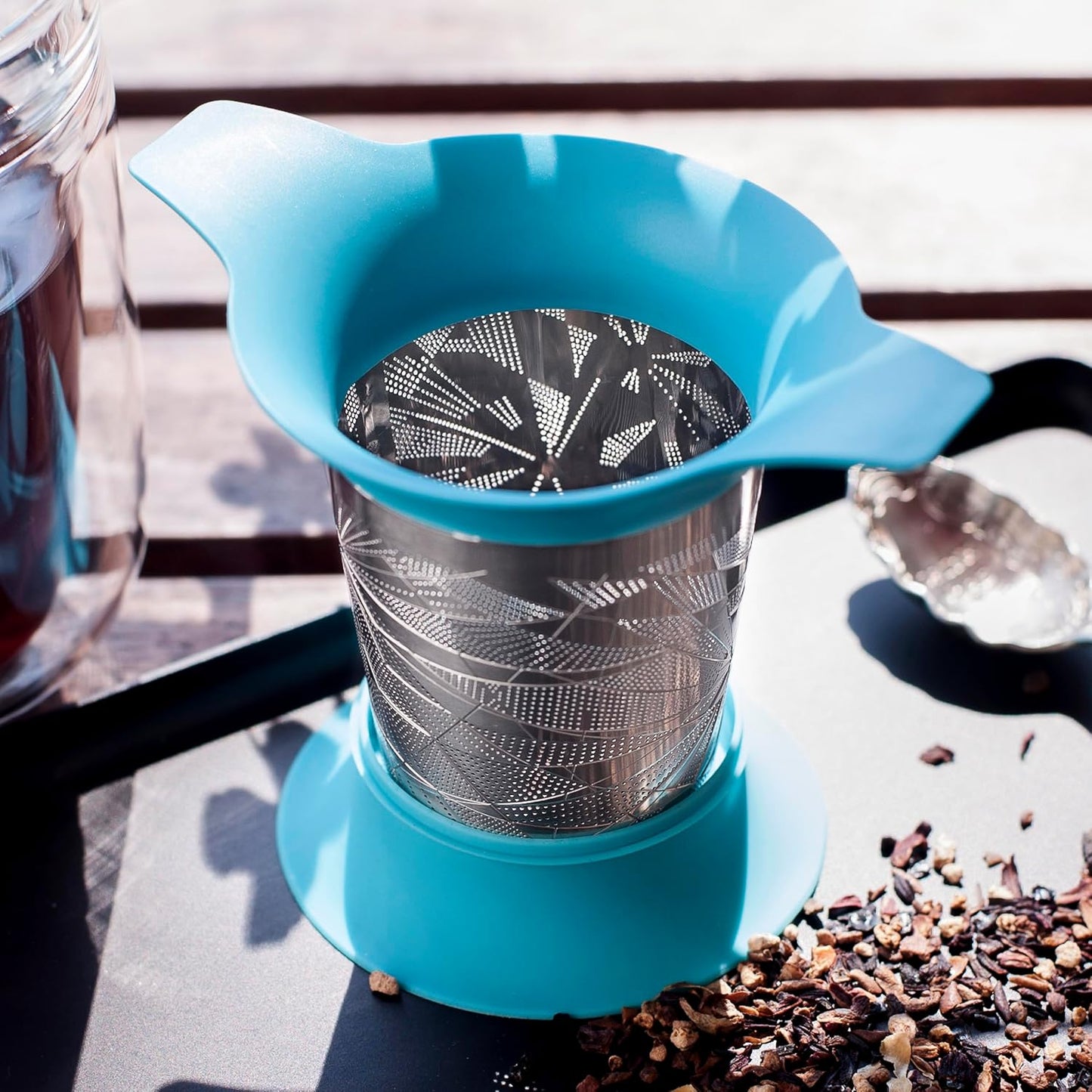 Tea Basket For Loose Tea Loose Leaf Tea Steeper For Loose Leaf Tea Stainless Tea Infuser Fine Mesh Tea Infuser Tea Filter Strainer Tea Diffusers For Loose Tea Brewer (Bee Still)