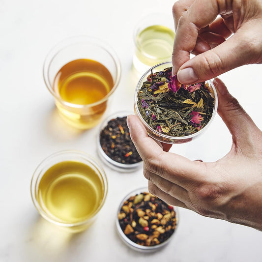 Palais des Thés Black Tea - Organic Indian Wellness Blend for Digestion with Turmeric, Holy Basil, and Lemon - Premium Loose Leaf Tea Tea Tea, Serves 20-25 Cups - 3.5oz Tin
