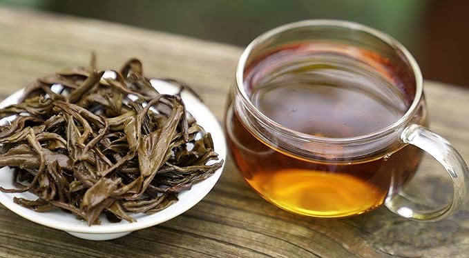 MeiMei Fine Teas - Yunnan Golden Buds Gongfu Black Tea Top Grade Dian Hong Jing Ya - Chinese Loose Leaf - Mellow Malty Floral Peach Melon Creamy (50g/1.76oz)