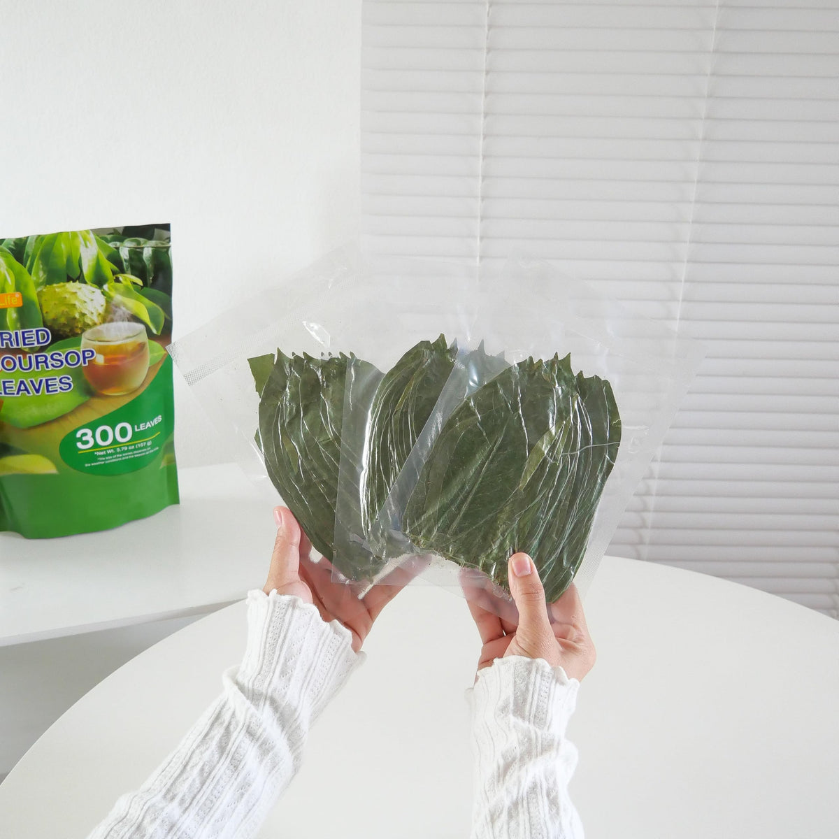 NalLife Soursop Leaves Tea - 300 Dried Whole Leaves for Tea