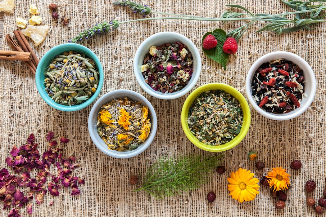 Birds &amp; Bees Teas - Inner Peace Tea is a pregnancy nausea tea - Loose Leaf Blend with Lemongrass, Skullcap, Ginger, Spearmint, Orange Peel, and Peppermint, 40 Servings, 3.2 oz