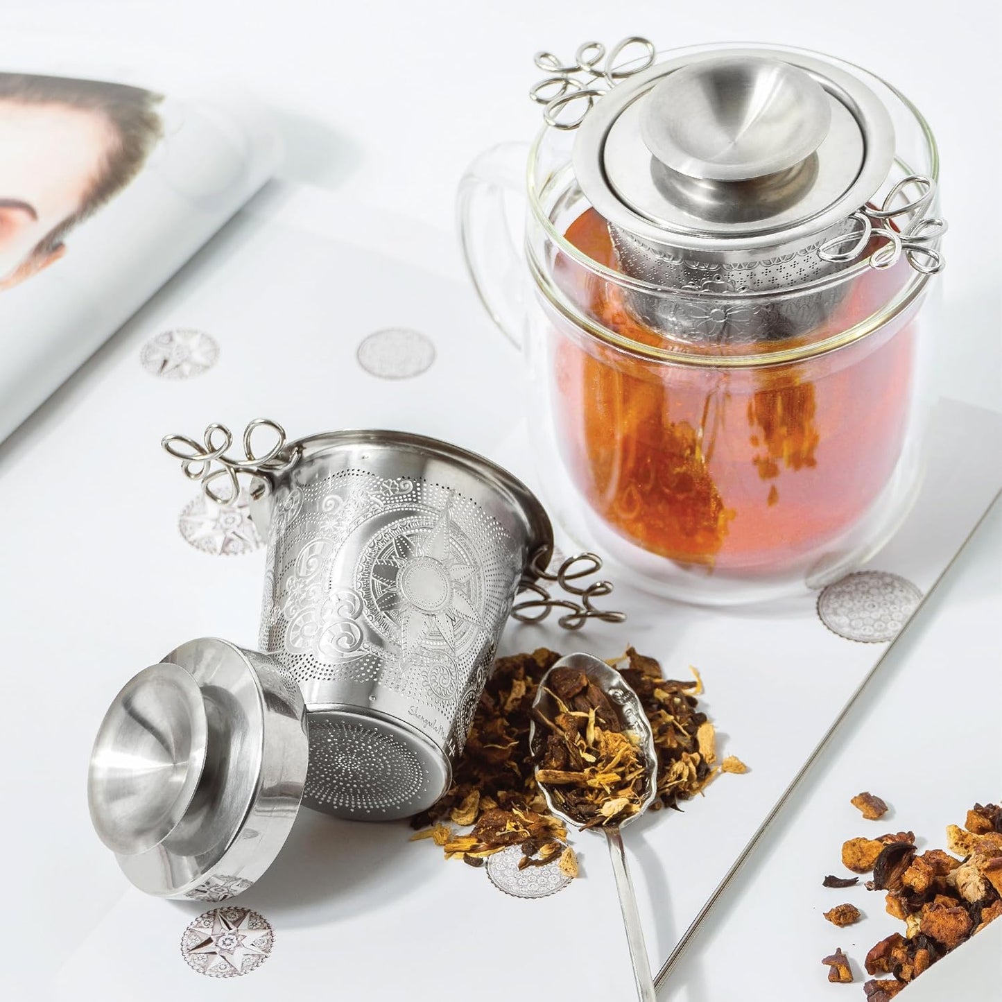 Luxury Tea Strainer Basket Gift Set - Gold Plated Infuser with Engraved Floral Motifs, Crystal Accent Chain for Loose Leaf Tea, Fine Mesh Filter &amp; Ergonomic Handle