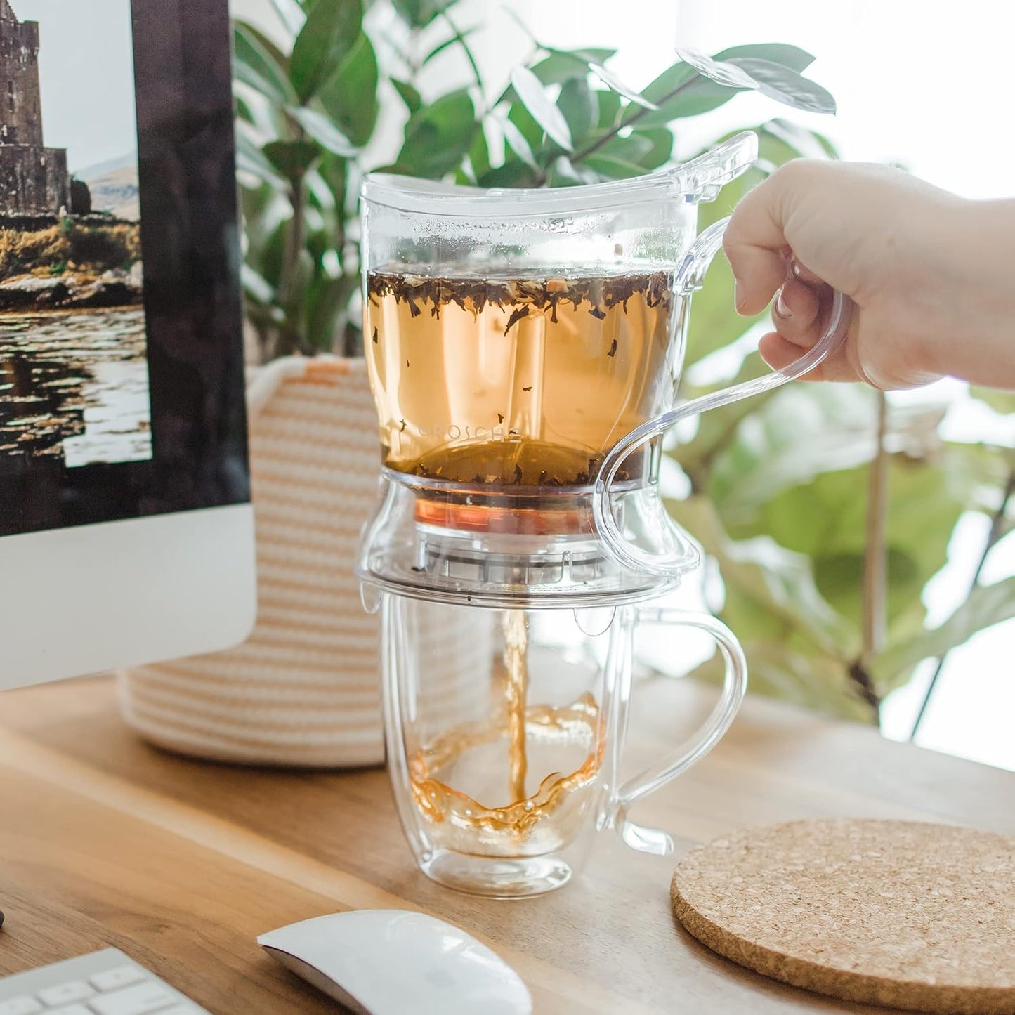 GROSCHE Aberdeen Smart Tea Maker BPA-Free Tea Infuser Clear 34 oz (1000 ml) | Drip-Free Bottom Dispenser, Coaster, Easy Brewing, Simple Cleanup, Tritan Build, Loose-Leaf Steeping, Stylish Design