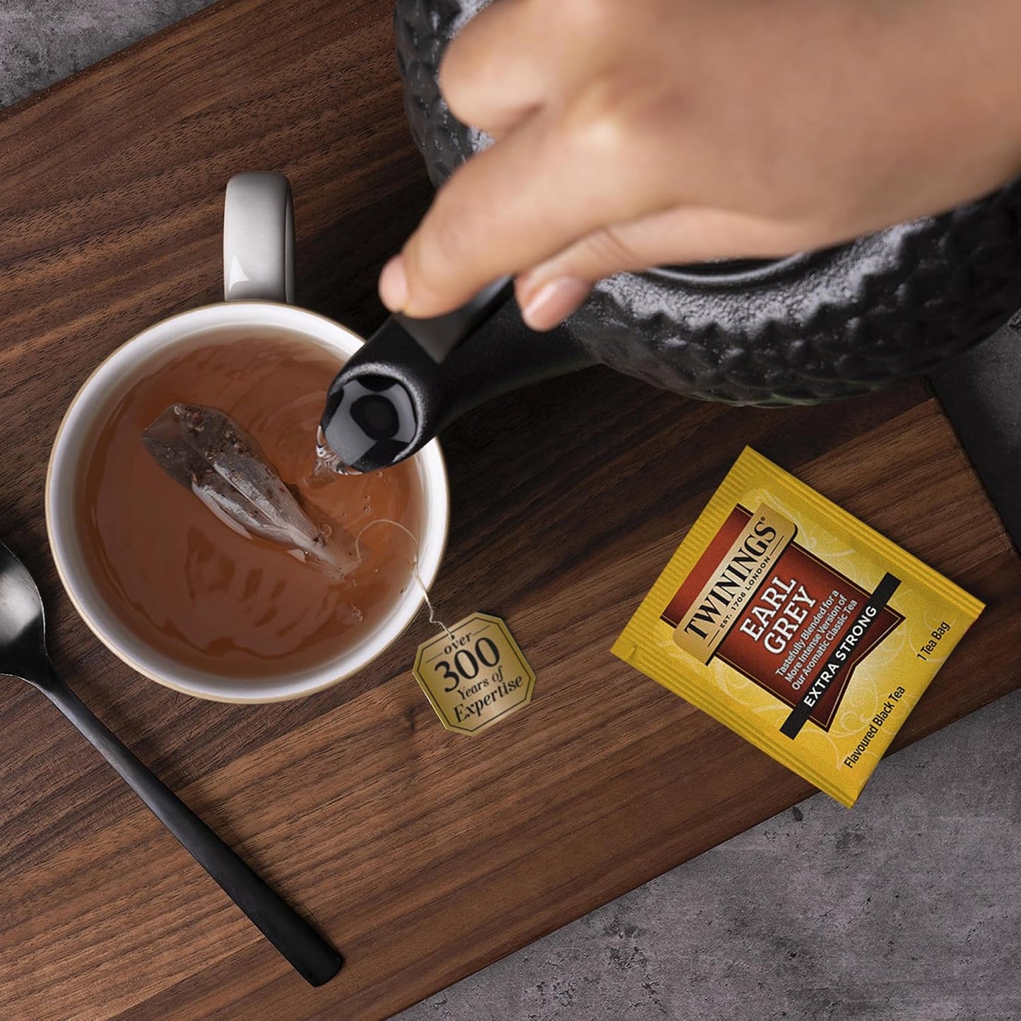 Twinings Earl Grey Tea Extra Strong 2-Pack – A Bright and Zesty Black Tea Infused with Citrus Bergamot Flavours, Caffeinated Tea Bags, Individually Wrapped, 20 Count Ea