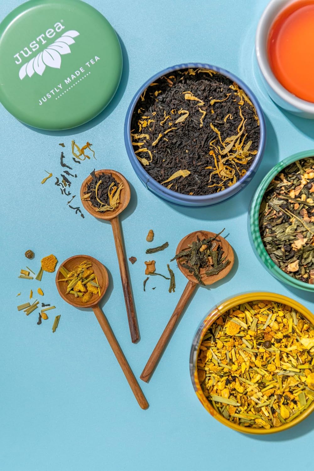 JusTea ASSORTED TEA TRIO 3 Flavour Variety Pack, 45+ Cups Tin with Spoon | Fair-Trade ASSORTED TEA TRIO. 3 Loose Leaf Teas in Stacking Tins with a Hand-carved Tea Spoon, 110g/3.9oz. Variable Caffeine