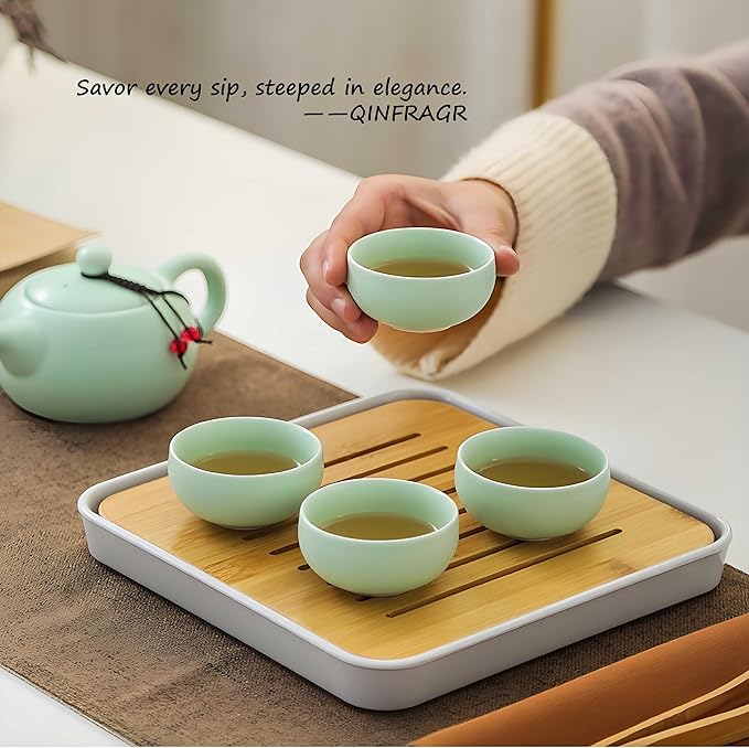 Portable Chinese Gongfu Tea Set - Handcrafted Ceramic Tea Set for Chinese/Japanese Tea Ceremony, Complete with Teapot & 4 Cups