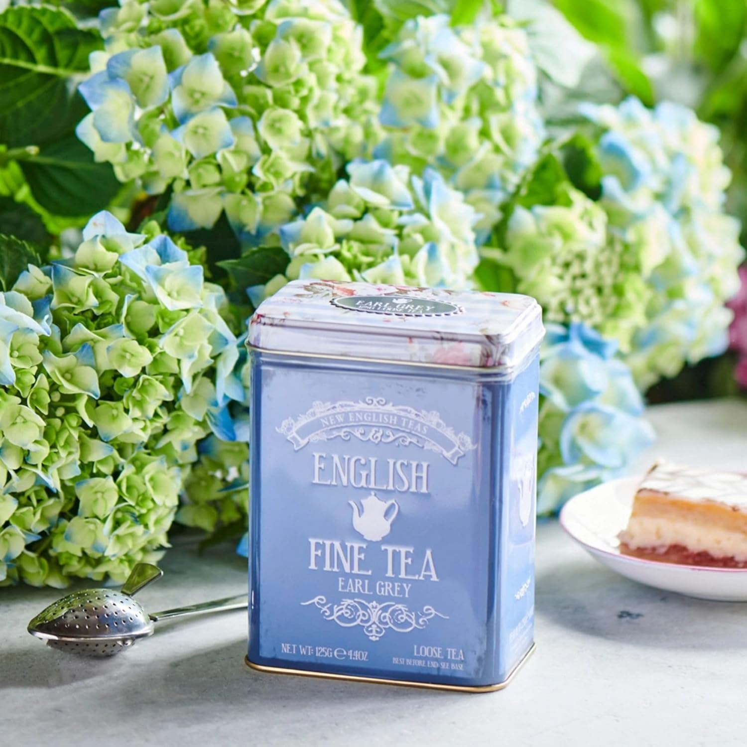Vintage Floral Tea Tin with Earl Grey Loose Leaf Tea 125g