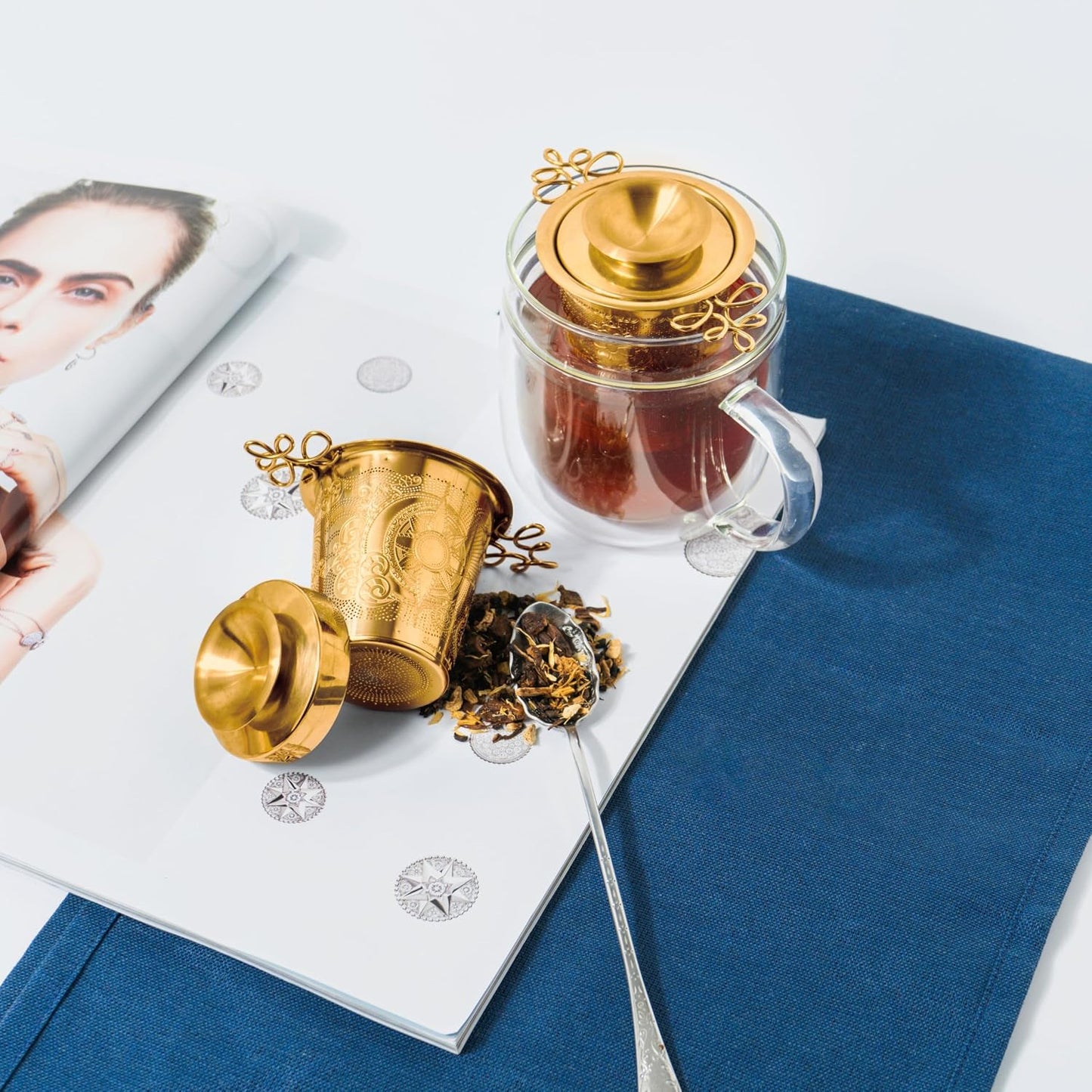Luxury Tea Strainer Basket Gift Set - Gold Plated Infuser with Engraved Floral Motifs, Crystal Accent Chain for Loose Leaf Tea, Fine Mesh Filter &amp; Ergonomic Handle