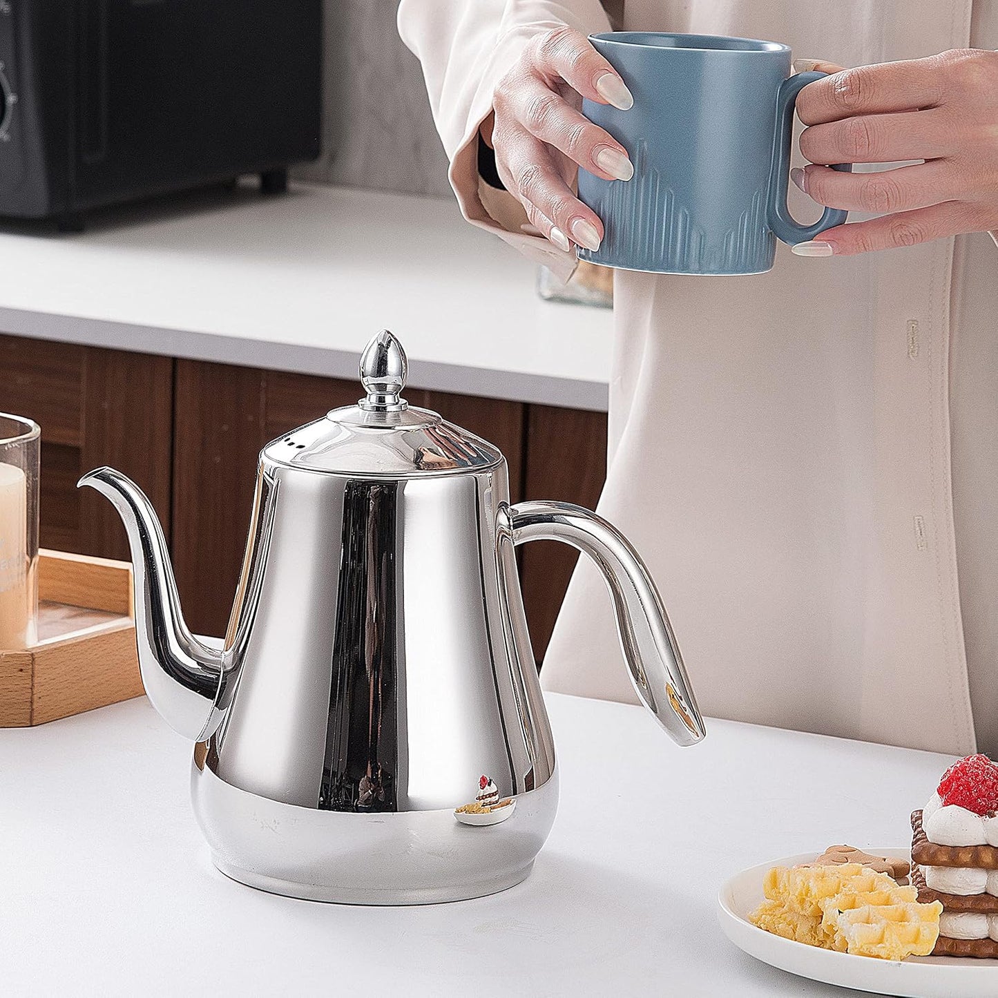 SANQIAHOME Stainless Steel Teapot with strainer Tea Pot With Removable Infuser or filter for Loose Leaf and Tea Bags cold water Pitcher Tea Maker Dishwasher Safe (silver, 1550ml(51Oz))