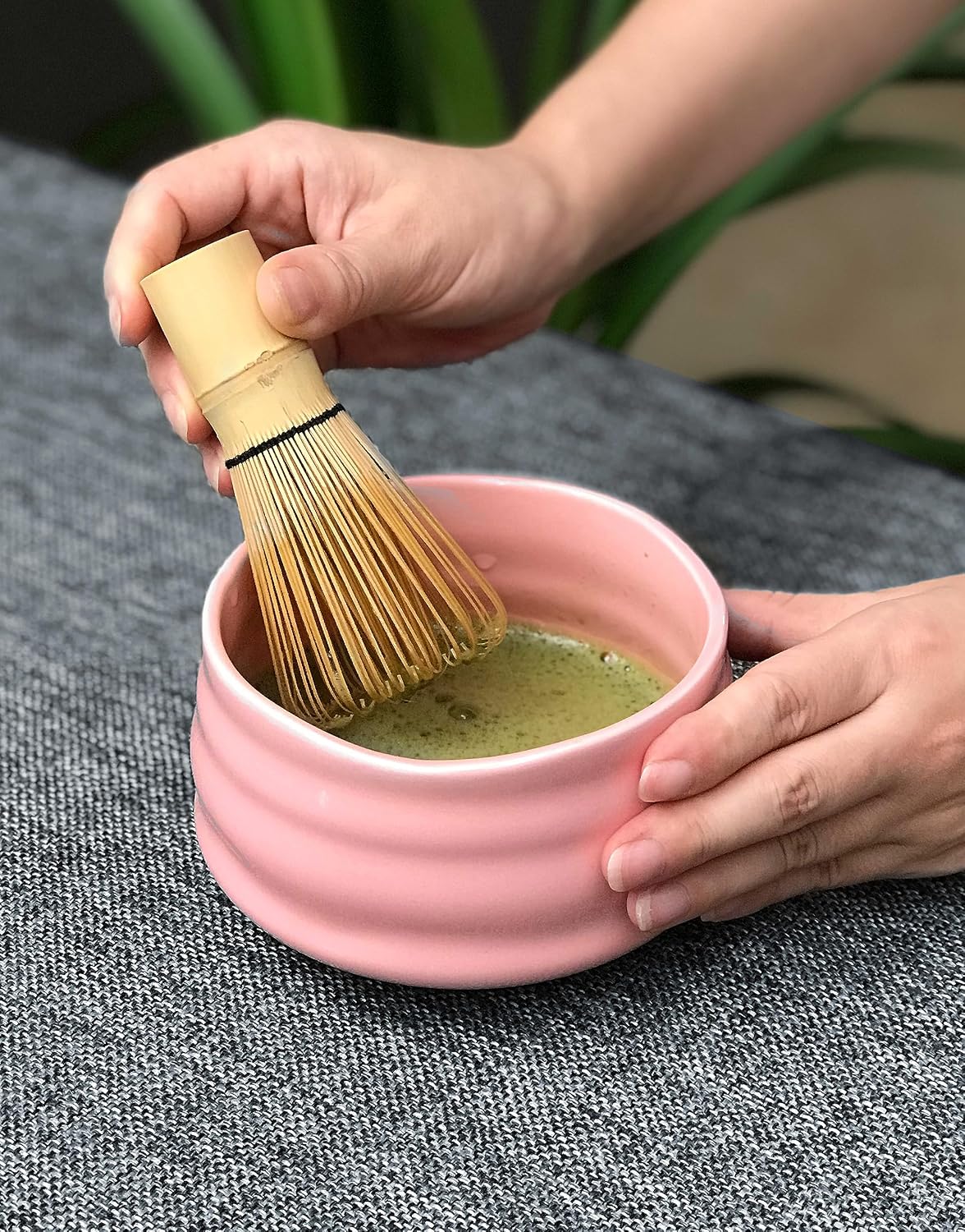AIYICIII Ceramic Matcha Bowl Handmade Chawan 500ml (Pink) | Handmade ceramic with smooth glaze, traditional chawan shape, ideal for matcha ceremony, tea rituals and daily use